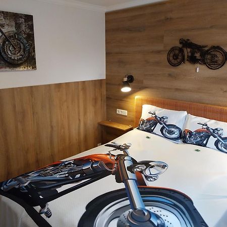 Landhotel Waldschloesschen Mit Gaststube Sohland an der Spree エクステリア 写真