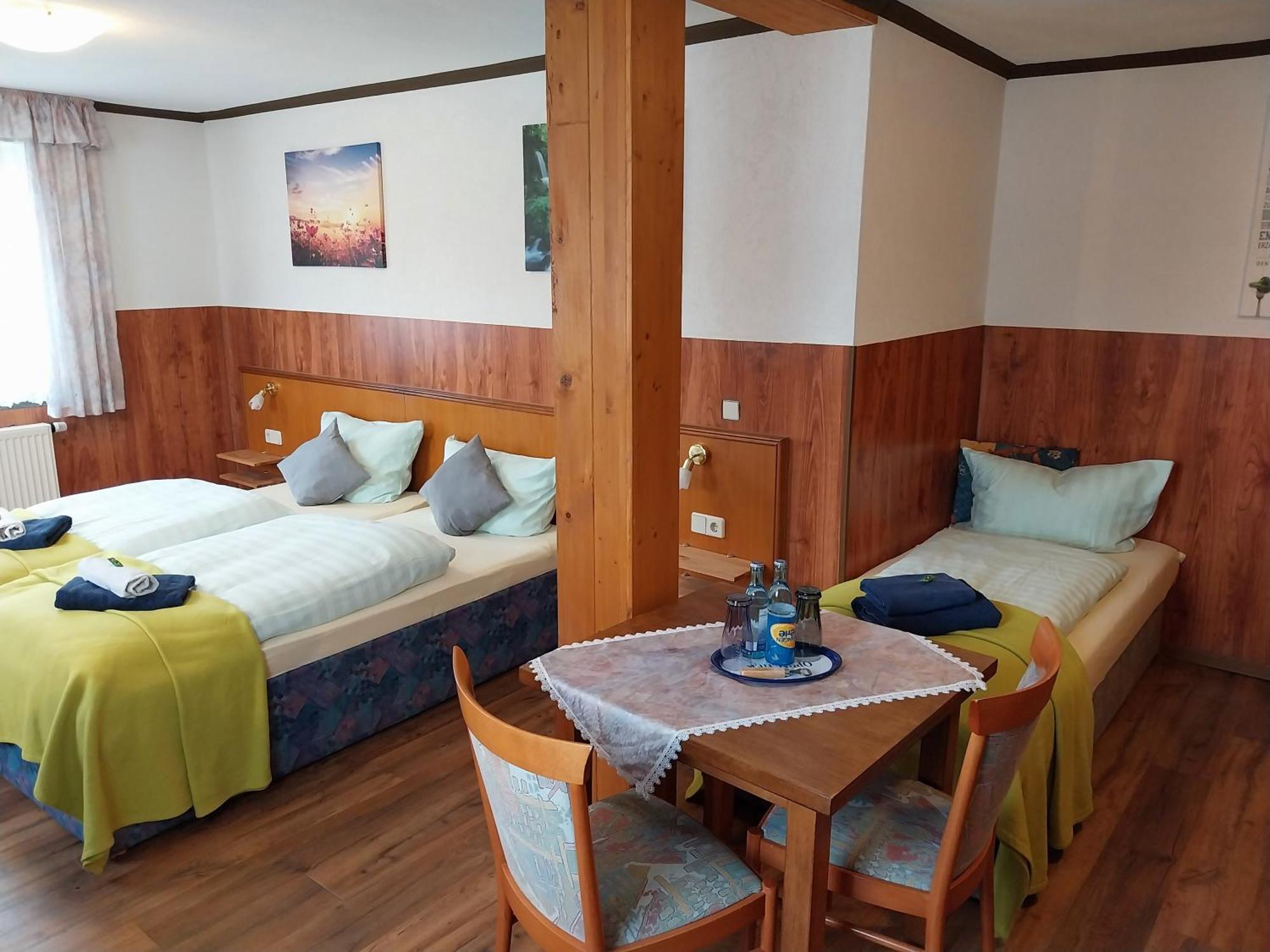 Landhotel Waldschloesschen Mit Gaststube Sohland an der Spree エクステリア 写真