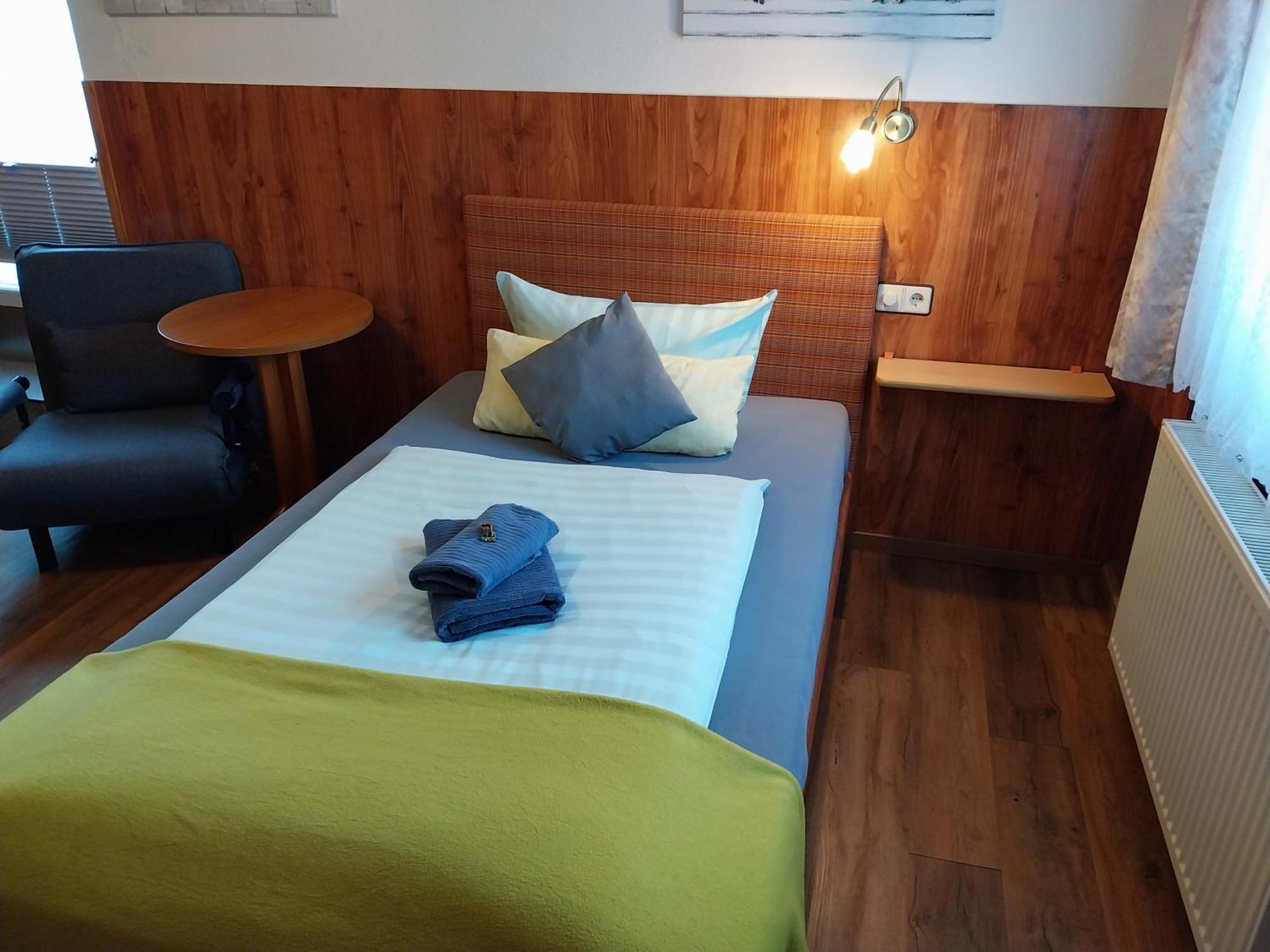 Landhotel Waldschloesschen Mit Gaststube Sohland an der Spree エクステリア 写真