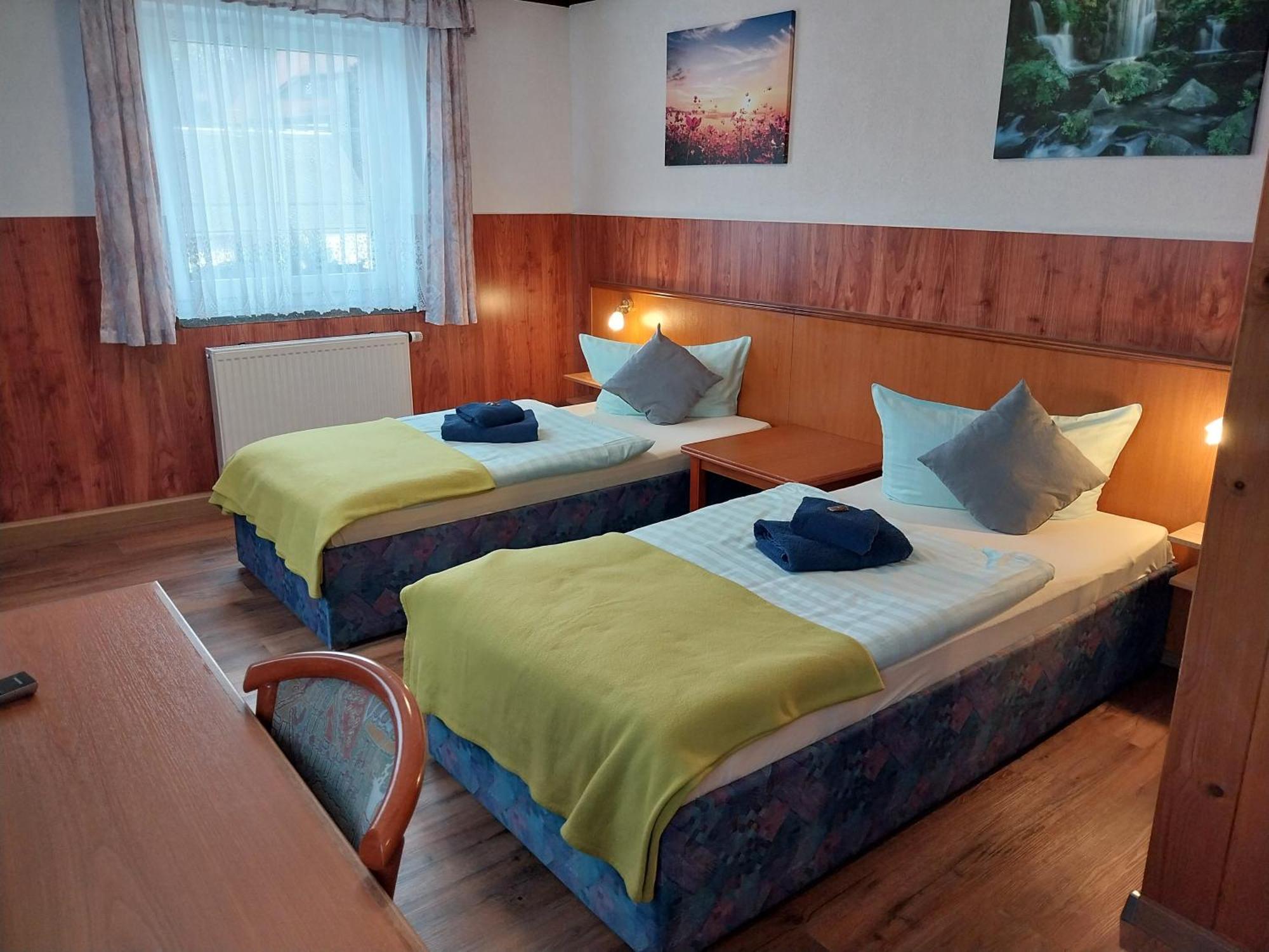 Landhotel Waldschloesschen Mit Gaststube Sohland an der Spree エクステリア 写真